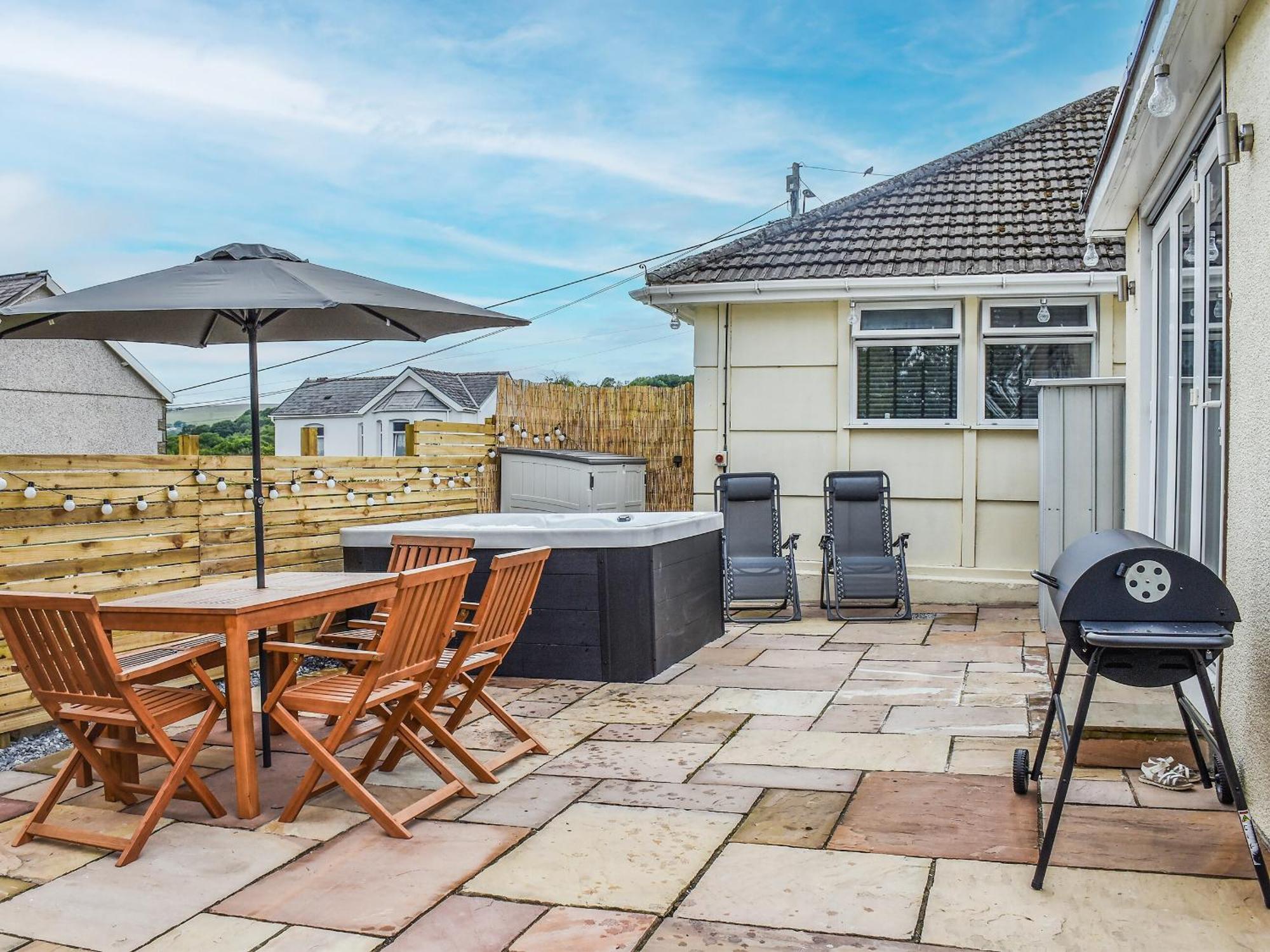 Highfield Bungalow Brynamman Екстериор снимка